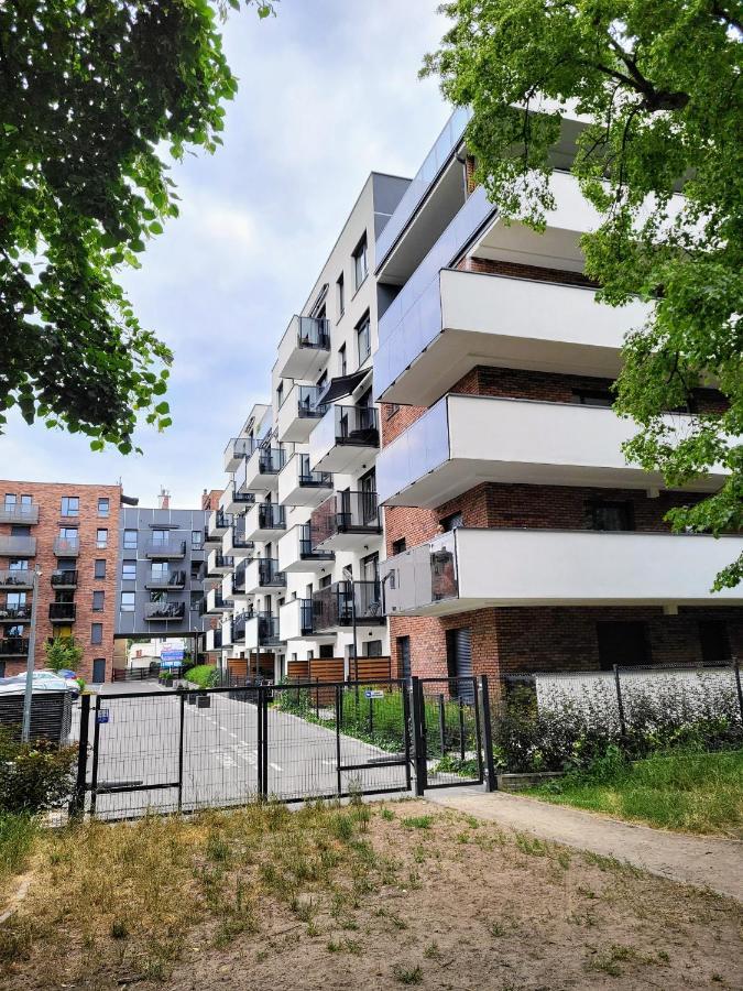 בידגוז'יז' Apartament W Parku Nad Kanalem מראה חיצוני תמונה